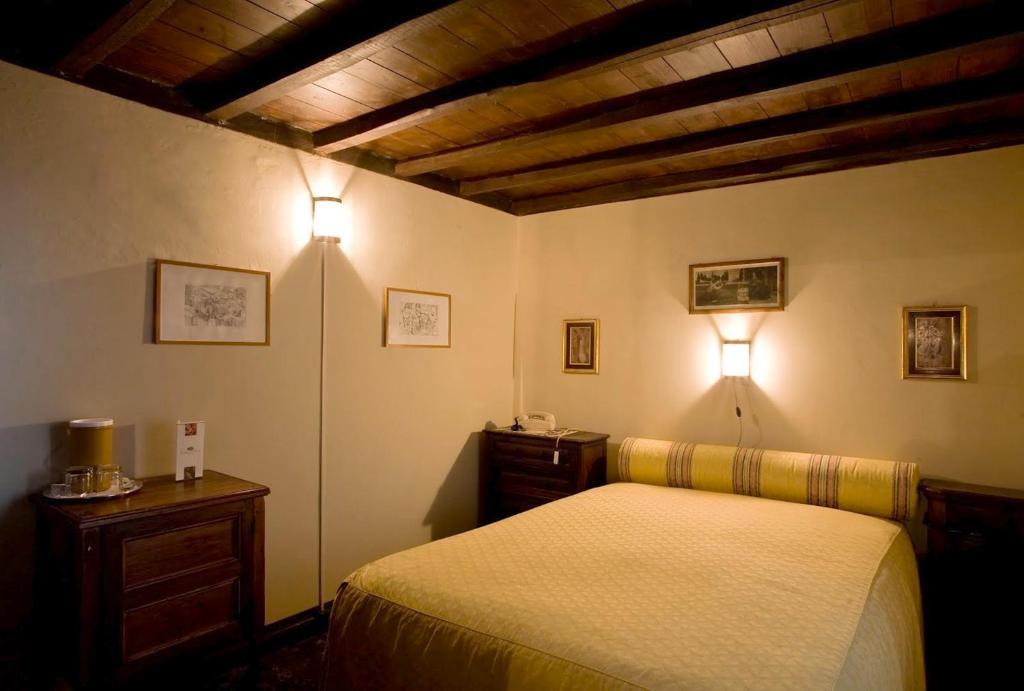 Hotel Residenza D'Epoca Eremo Delle Grazie Monteluco Pokoj fotografie